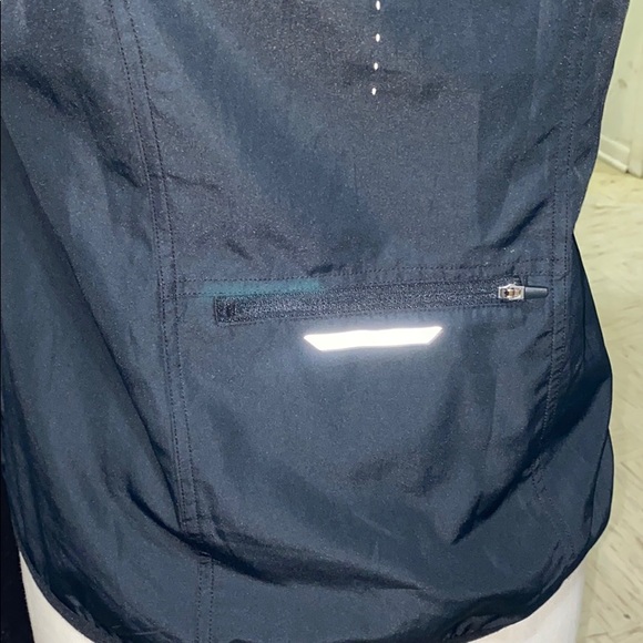 Champion Vest size M - Picture 8 of 10